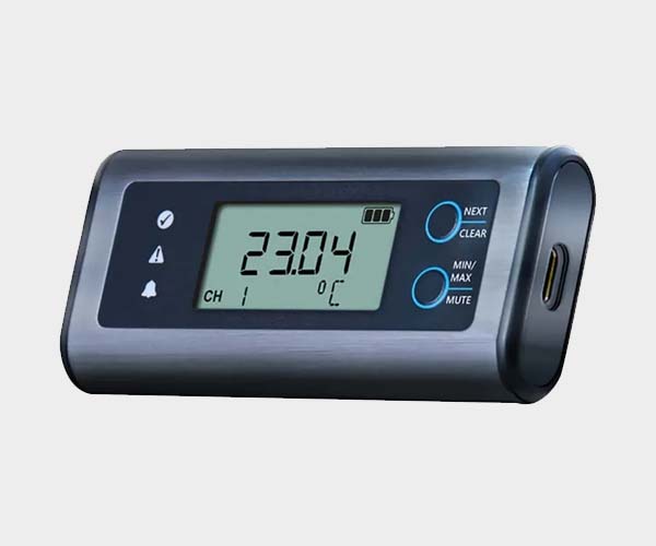 Inregistrator de date cu senzor de temperatura, USB