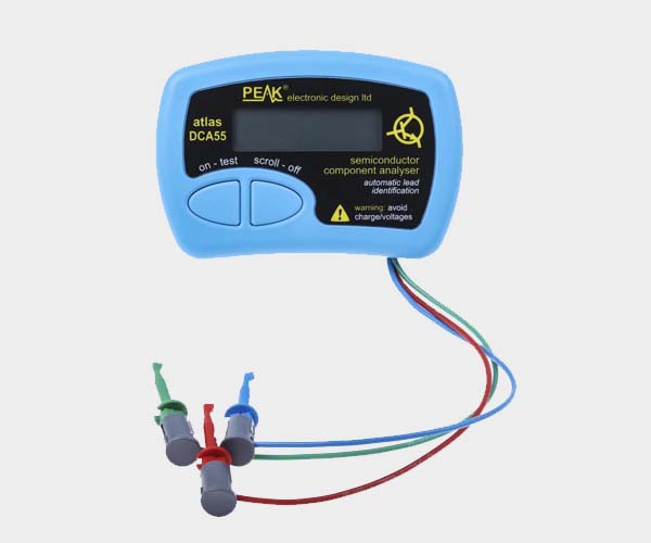 Tester de componente DCA55 cu baterii GP23A