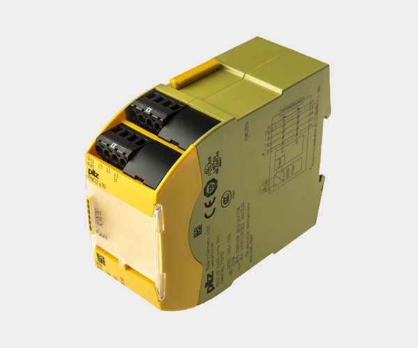 Modul cu 5 iesiri, 24Vdc, 3W, 4NO/1NC, se moteaza pe sina DIN